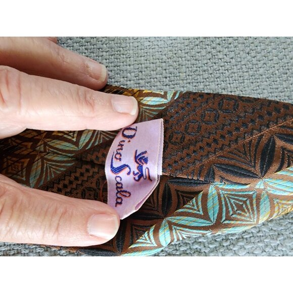 VTG MENS NECKTIE GEOMETRIC JAC PATTERN DINO SCALA - Picture 2 of 2